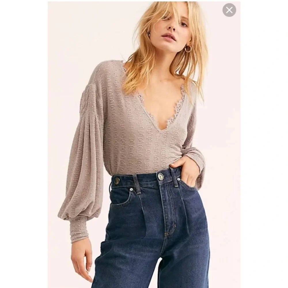 Free People Light Gray Lace-Trim V-Neck Balloon Sleeve Top